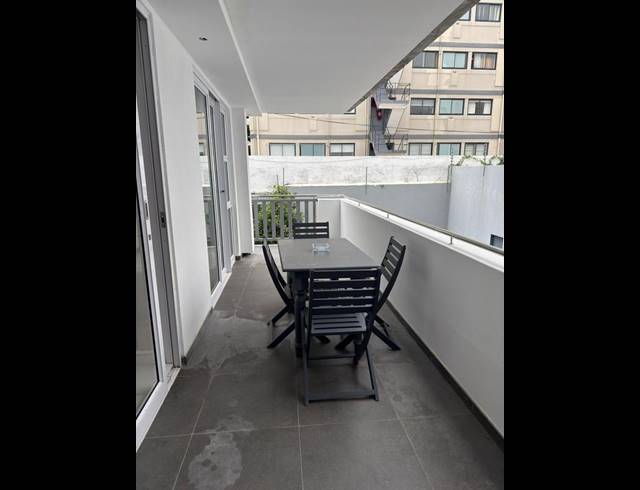 3 BEDROOM APARTMENT FOR SALE IN SEA POINT